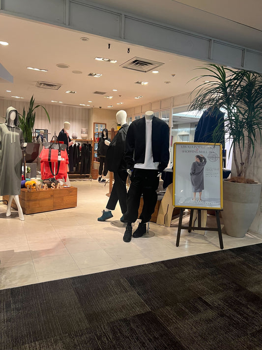 期間限定SHOP SHOPPING MALL AVA