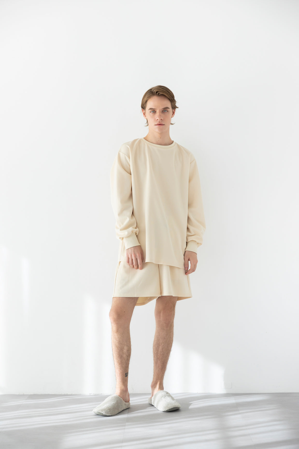 ROOM WEAR / Tシャツ(ユニセックス)